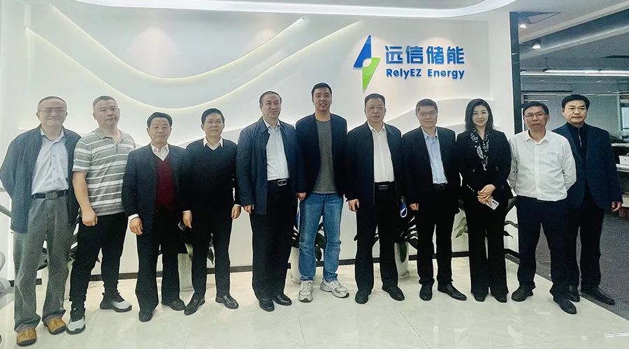 襄阳市政协副主席金崇保一行考察918博天娱乐储能