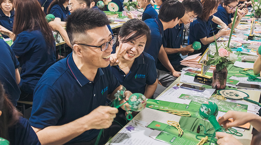 同心筑梦 粽香传情——918博天娱乐储能入职周年庆典暨端午活动圆满举行