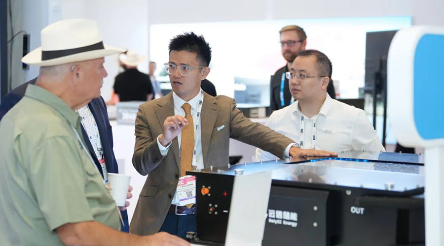 RE 2025｜918博天娱乐发布构网型 浸没式液冷解决方案，为客户打造优质储能资产